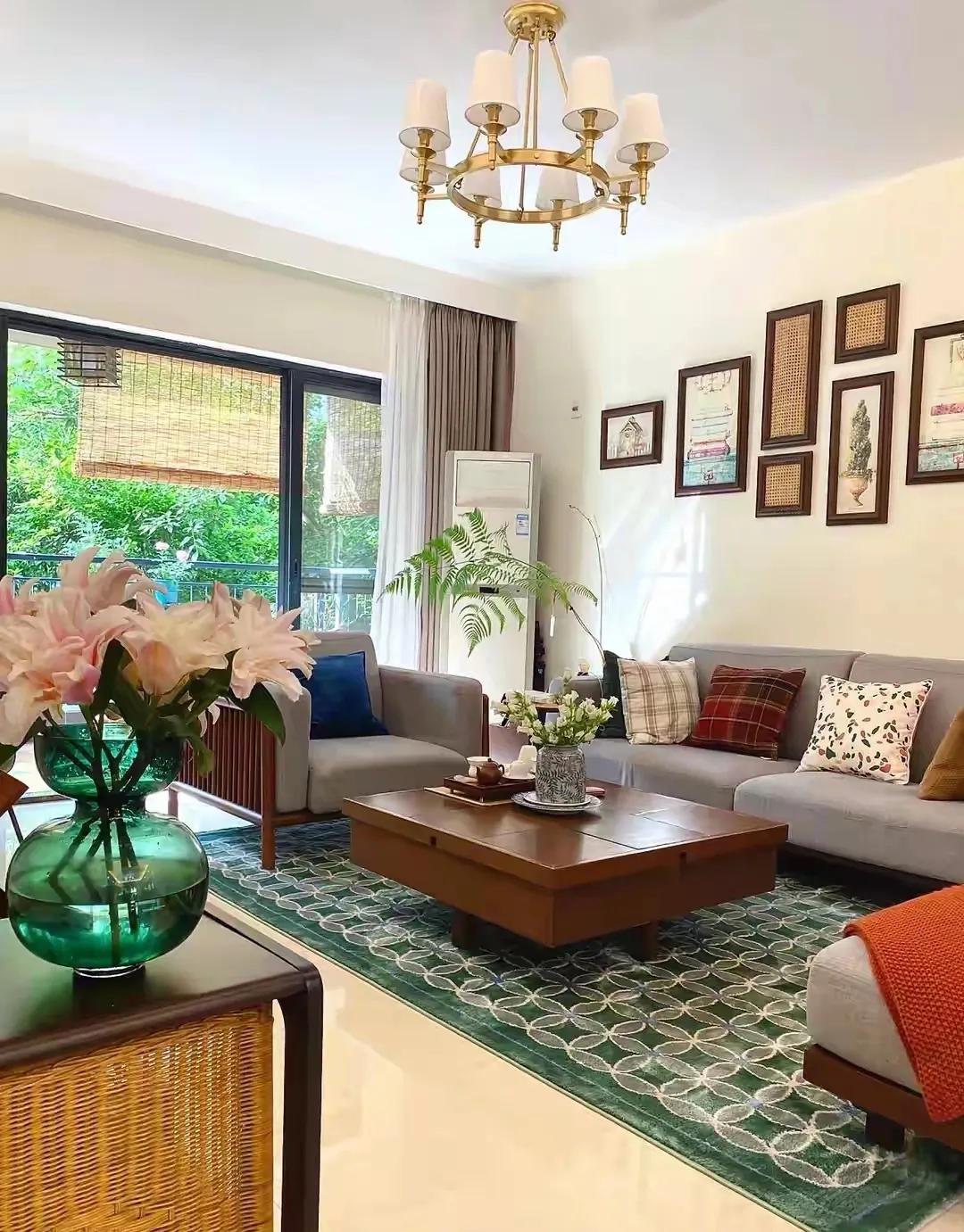 Ngôi nhà 150m² của người phụ nữ về hưu sạch đến mức dân mạng phải thốt lên "thật sự có người sống ở đây sao?"- Ảnh 2. Ngôi nhà 150m² của người phụ nữ về hưu sạch đến mức dân mạng phải thốt lên "thật sự có người sống ở đây sao?"- Ảnh 2.