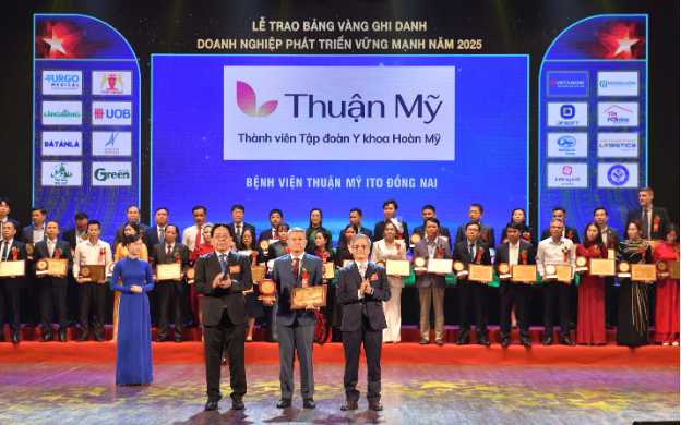 Bệnh viện Thuận Mỹ ITO Đồng Nai nhận giải thưởng Doanh nghiệp phát triển vững mạnh 2025- Ảnh 1.