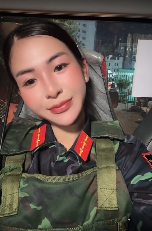 Nữ sĩ quan xinh đẹp kể về quá trình luyện tập dưới cái nắng 36 độ: Sợ nhất là động tác tưởng đơn giản này!- Ảnh 5.