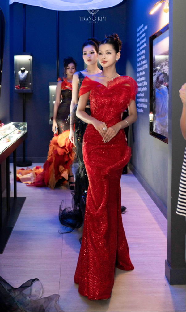 "Eternal Glamour - The Prestige Affair": Dấu ấn vượt thời gian tại Trang Kim Luxury- Ảnh 2.