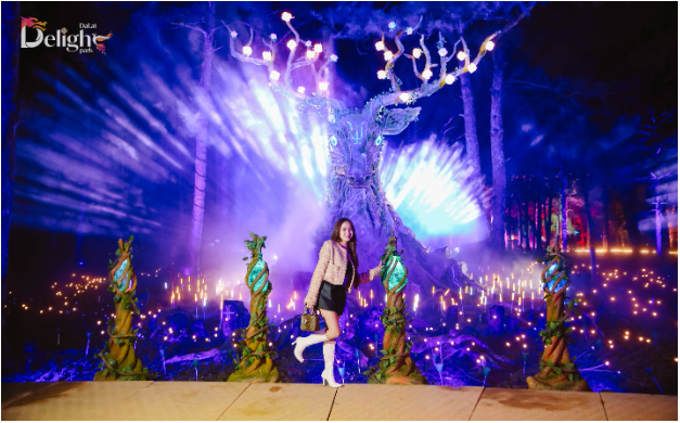 Delight Park: Biểu tượng Ánh sáng & Nghệ thuật mới giữa lòng thành phố Đà Lạt- Ảnh 2.