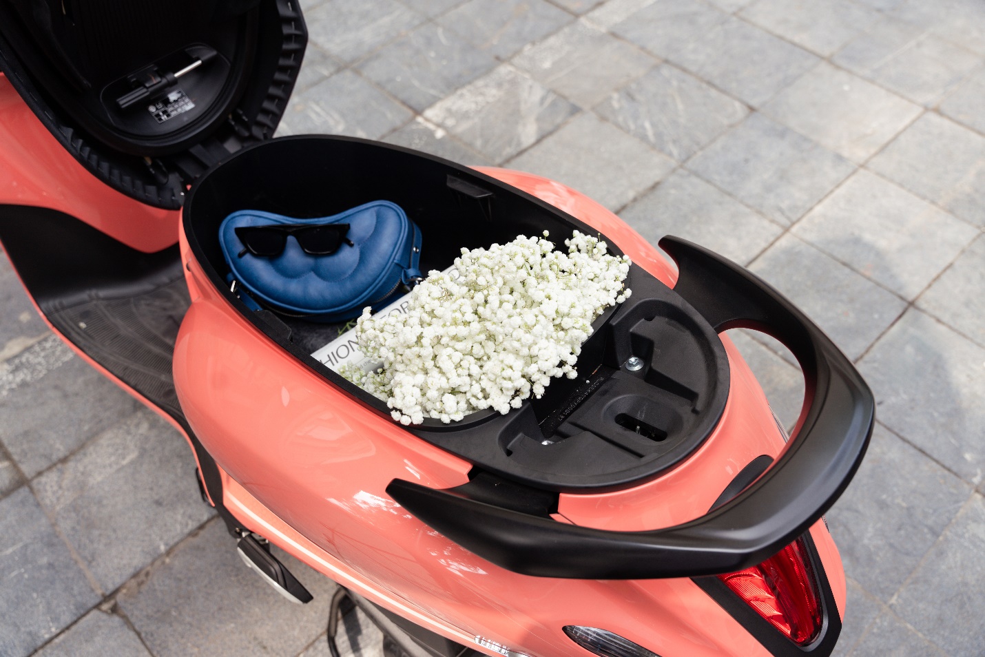 Bóc tách những tính năng 'đắt giá' trên xe tay ga Yamaha Grande- Ảnh 3.