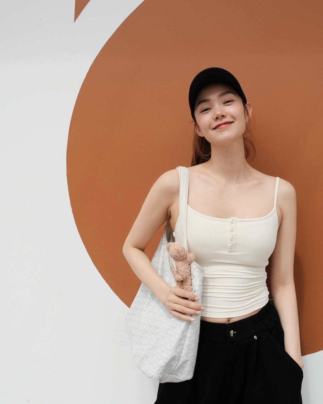 Vòng eo con kiến "đốt mắt" của Minh Hằng, cường độ tập luyện "đỉnh chóp" giúp body mẹ bỉm như thuở đôi mươi- Ảnh 5.