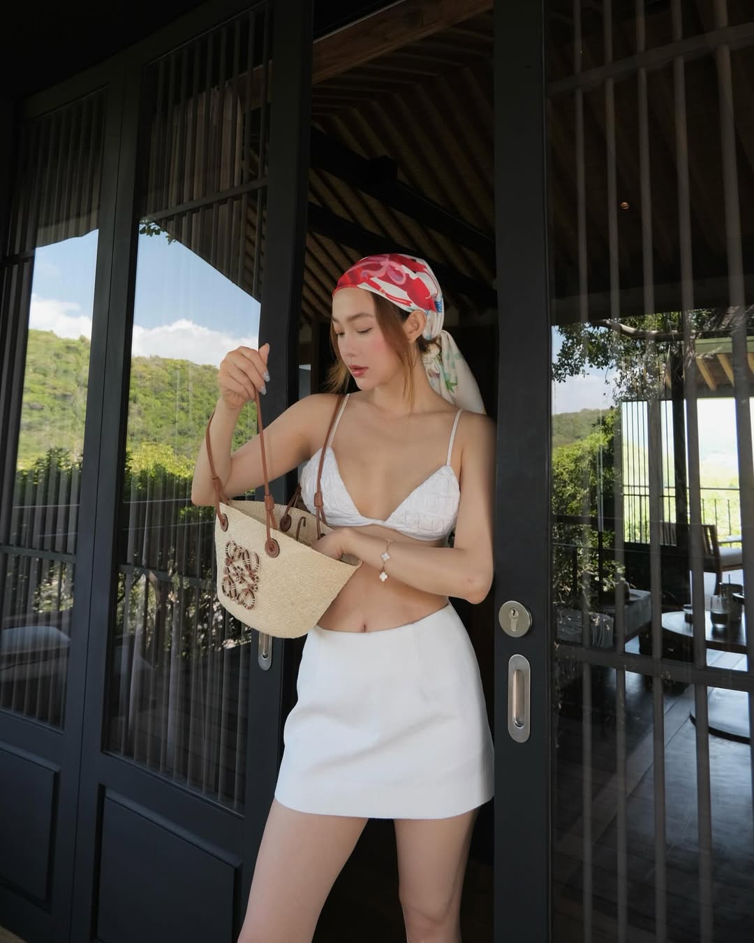 Vòng eo con kiến "đốt mắt" của Minh Hằng, cường độ tập luyện "đỉnh chóp" giúp body mẹ bỉm như thuở đôi mươi- Ảnh 3.