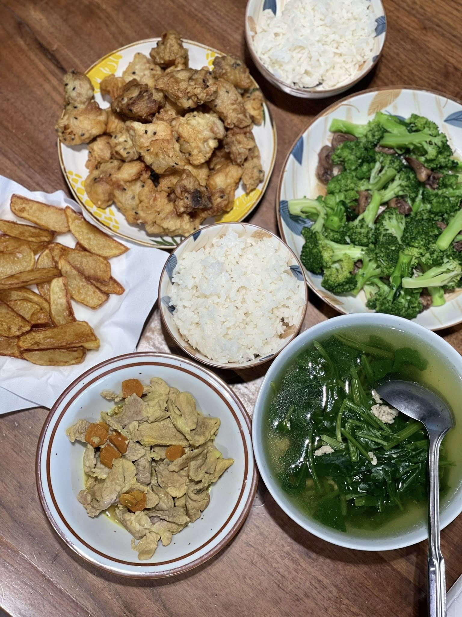 Không cầu kỳ, mẹ Hà Nội ở cữ đơn giản mà chất: Cơm nhà, rau sạch, ngủ ít vẫn nuôi con mát tay- Ảnh 14.