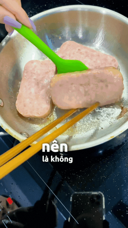 Mẹ đảm 'bật mí' 3 cách canh lửa chuẩn khi dùng chảo inox: Rán đồ nào cũng "cân" tất, món ăn luôn đạt chuẩn!- Ảnh 8. Mẹ đảm 'bật mí' 3 cách canh lửa chuẩn khi dùng chảo inox: Rán đồ nào cũng "cân" tất, món ăn luôn đạt chuẩn!- Ảnh 8.