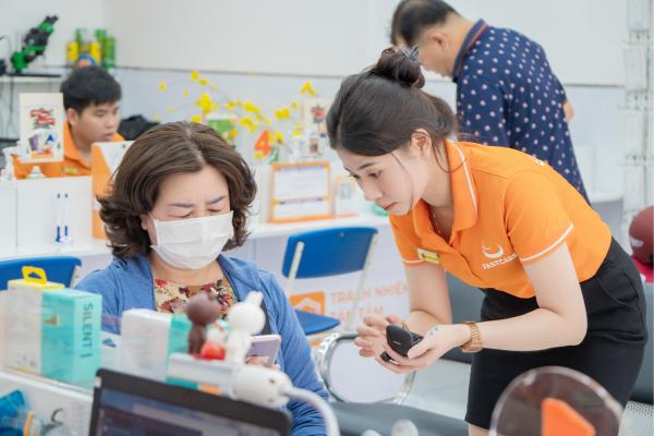 FASTCARE: Dịch vụ sửa chữa điện thoại laptop và iPad hàng đầu tại Bình Dương- Ảnh 4.