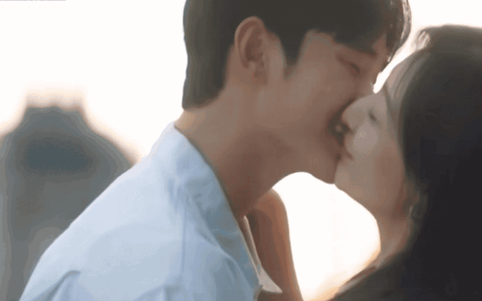 "Ông hoàng xào couple" Kim Soo Hyun và chiêu trò giả dối khiến Kim Ji Won khốn đốn- Ảnh 6. "Ông hoàng xào couple" Kim Soo Hyun và chiêu trò giả dối khiến Kim Ji Won khốn đốn- Ảnh 6.