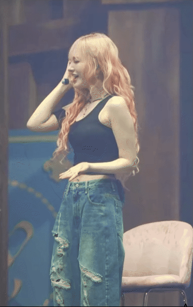 Mỹ nữ giọng hát lẫn nhan sắc đều vượt trội nhưng luôn lu mờ trước “công chúa Kpop”- Ảnh 1.