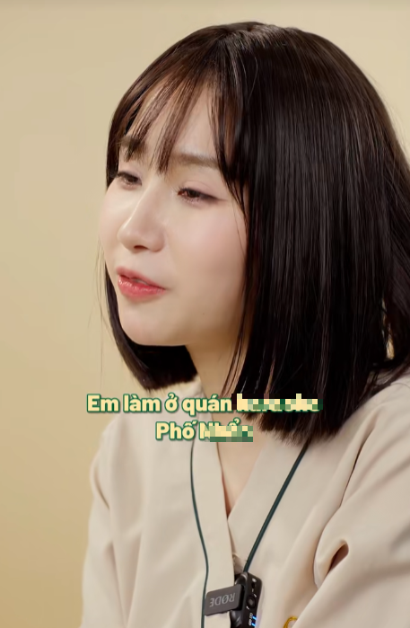 Tiểu Hý bất ngờ chia sẻ về quá khứ, nhắc hẳn một chuyện giấu kín về "C.B"- Ảnh 7. Tiểu Hý bất ngờ chia sẻ về quá khứ, nhắc hẳn một chuyện giấu kín về "C.B"- Ảnh 7.