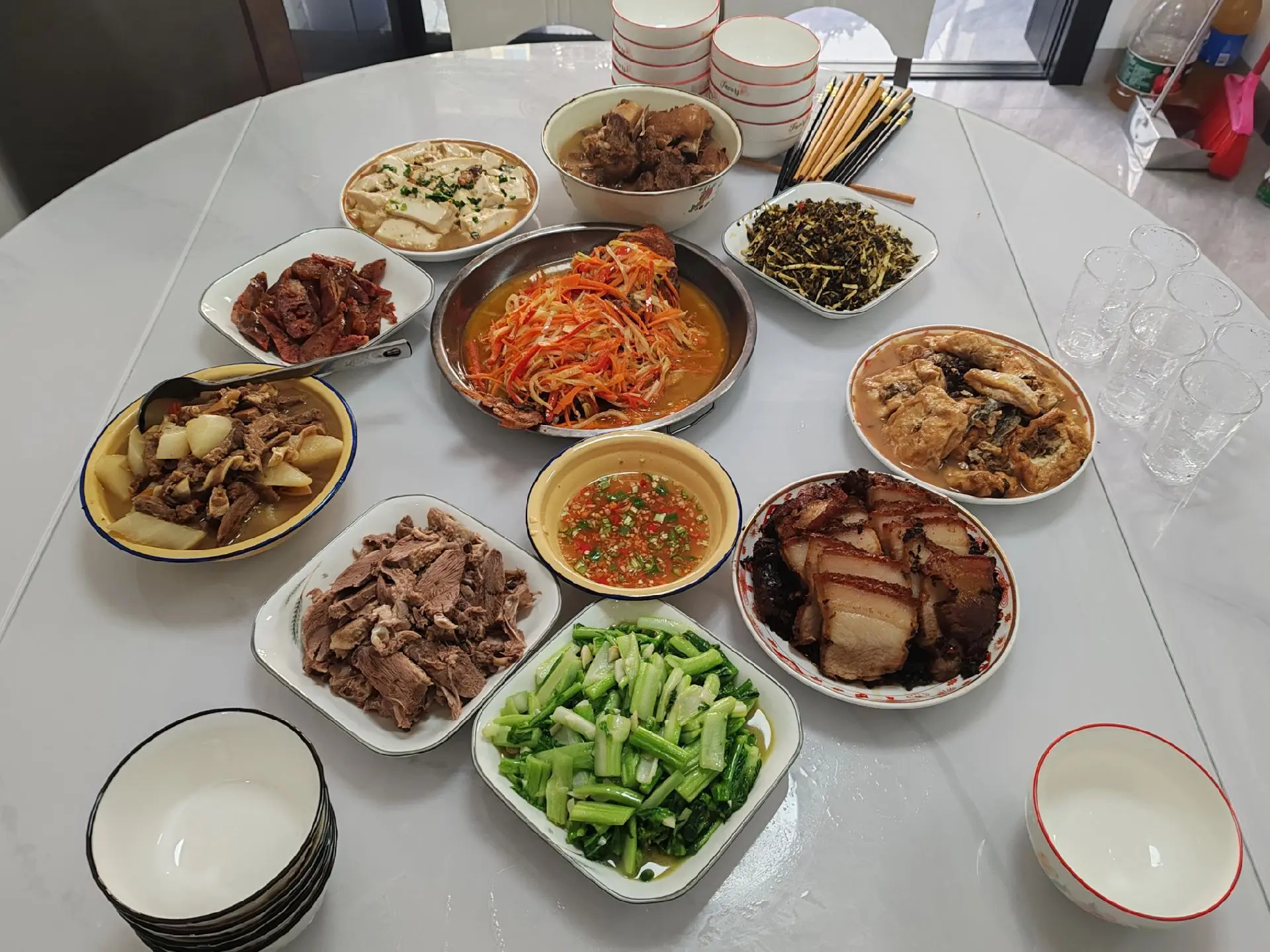 Mẹ Hà Nội chia sẻ: Nhìn người ta tiết kiệm mà thèm, nhà tôi 1 tháng tiêu hết 44 triệu không dư 1 đồng!- Ảnh 3.