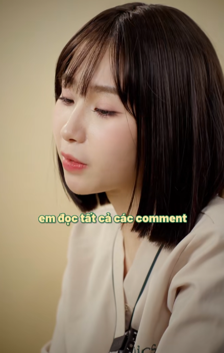 Tiểu Hý bất ngờ chia sẻ về quá khứ, nhắc hẳn một chuyện giấu kín về "C.B"- Ảnh 5. Tiểu Hý bất ngờ chia sẻ về quá khứ, nhắc hẳn một chuyện giấu kín về "C.B"- Ảnh 5.