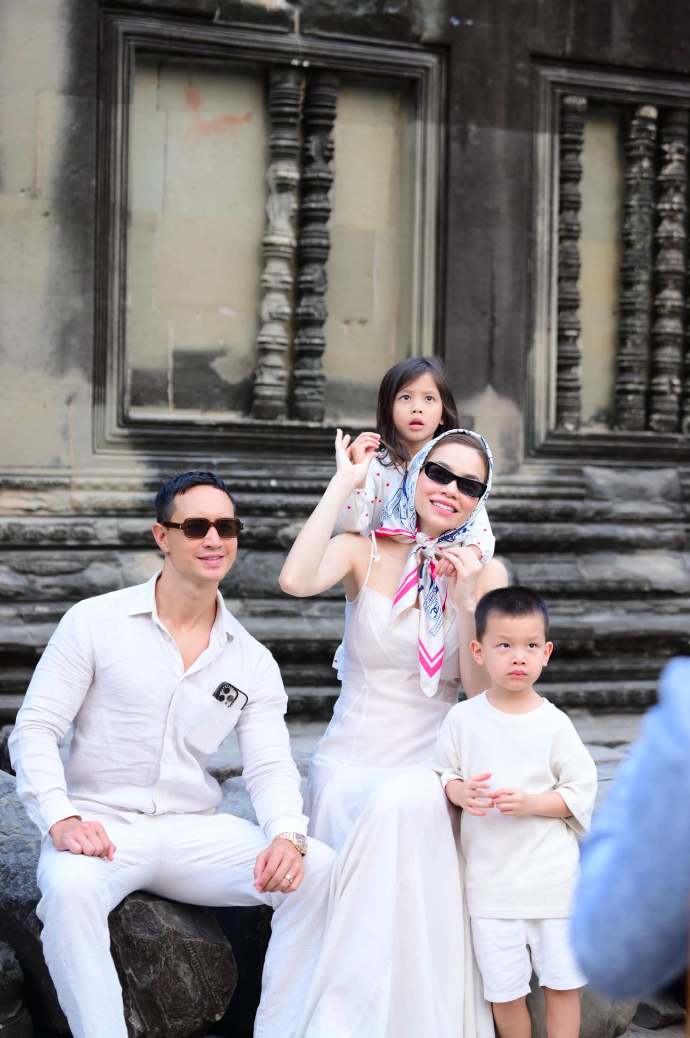Hà Hồ: "4 tháng đầu bầu ăn lại ói, nếu không là anh Kim thì không ai chịu nổi nết mình, kể cả mẹ đẻ"- Ảnh 1.