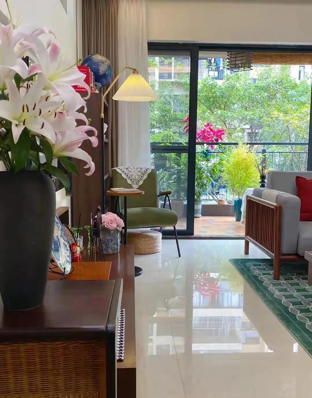 Ngôi nhà 150m² của người phụ nữ về hưu sạch đến mức dân mạng phải thốt lên "thật sự có người sống ở đây sao?"- Ảnh 9. Ngôi nhà 150m² của người phụ nữ về hưu sạch đến mức dân mạng phải thốt lên "thật sự có người sống ở đây sao?"- Ảnh 9.