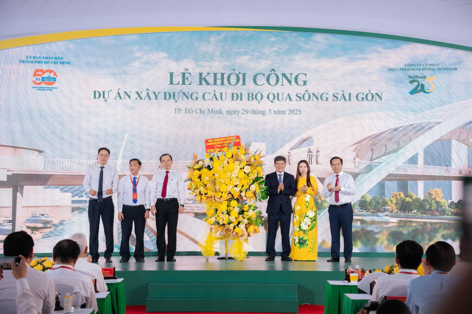 Sắp có thương hiệu sữa quốc tế đầu tiên do doanh nghiệp Việt đồng sáng lập tại Úc- Ảnh 2. Sắp có thương hiệu sữa quốc tế đầu tiên do doanh nghiệp Việt đồng sáng lập tại Úc- Ảnh 2.