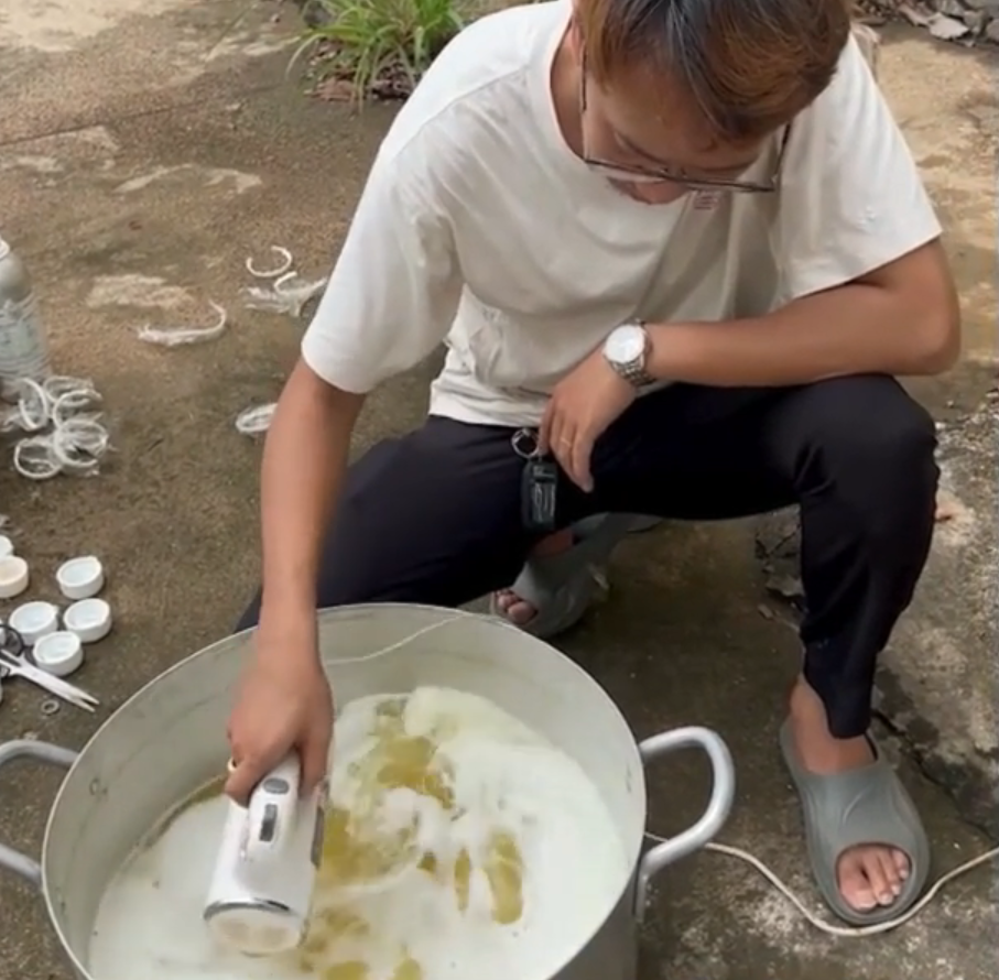 SỐC: Nước hoa "made in Dubai" được sản xuất bằng xi lanh và "máy đánh trứng", lợi nhuận cực khủng- Ảnh 4.