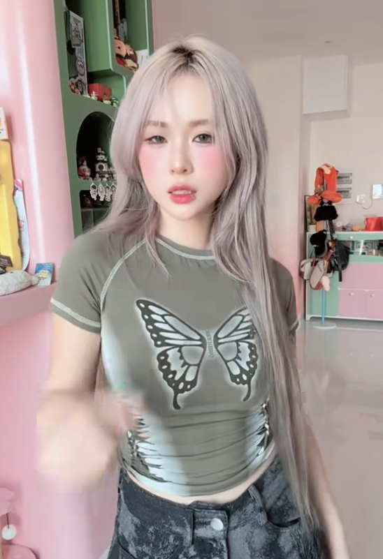 MisThy dạo này lạ lắm, fan không nhận ra nữ streamer- Ảnh 3.