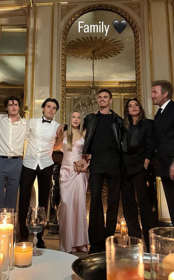 Hai con trai của Beckham chế giễu chị dâu, ngầm "cô lập" anh cả Brooklyn giữa lúc gia đình bất hoà?- Ảnh 3.