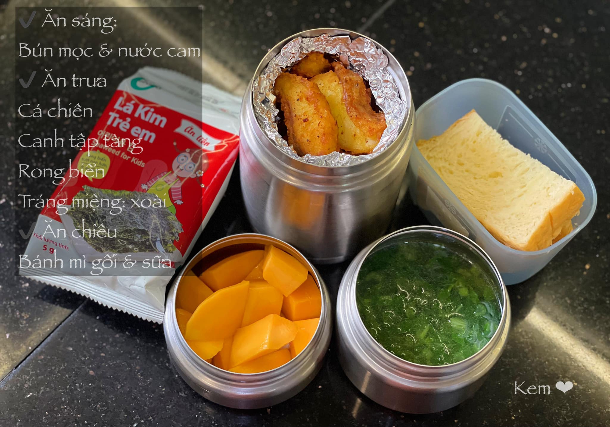 Mẹ Hà Nội nấu cơm 2 bữa/ngày cho con gái mang đến lớp, dân tình "rụng tim" với những hộp cơm nhà đẹp như mơ- Ảnh 10.