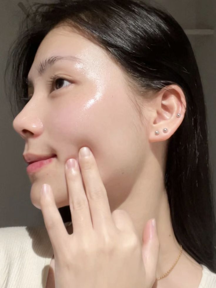 Da căng bóng như thủy tinh nhờ 1 bí quyết chống lão hóa sớm mà ít ai biết- Ảnh 5. Da căng bóng như thủy tinh nhờ 1 bí quyết chống lão hóa sớm mà ít ai biết- Ảnh 5.
