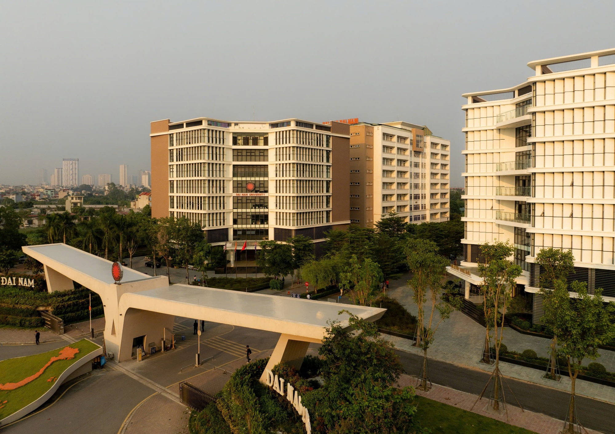 Hiệu trưởng mới của Đại học Đại Nam: Người phụ nữ của tư duy đổi mới và tinh thần kết nối- Ảnh 3.