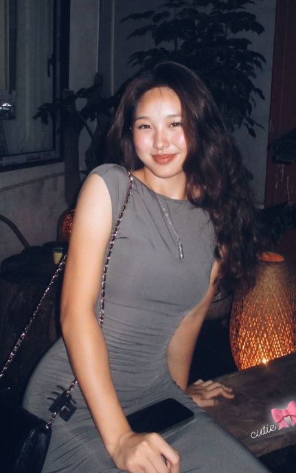 Con gái hoa khôi bóng chuyền Kim Huệ trở thành ứng viên "hoa khôi",17 tuổi xinh đẹp phổng phao, chiều cao còn ấn tượng hơn- Ảnh 4.
