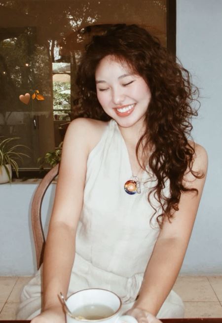Con gái hoa khôi bóng chuyền Kim Huệ trở thành ứng viên "hoa khôi",17 tuổi xinh đẹp phổng phao, chiều cao còn ấn tượng hơn- Ảnh 3.