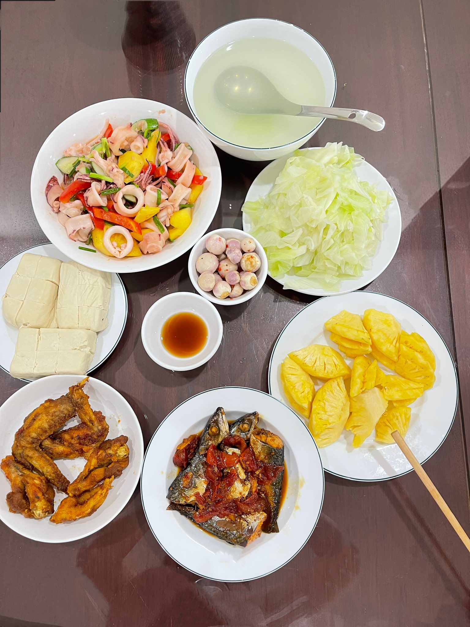 Mẹ chồng nấu cơm cữ cho con dâu ngày nào cũng thịnh soạn, hoành tráng, chị em ghen tỵ: "Cho ở cữ chung với"- Ảnh 12.
