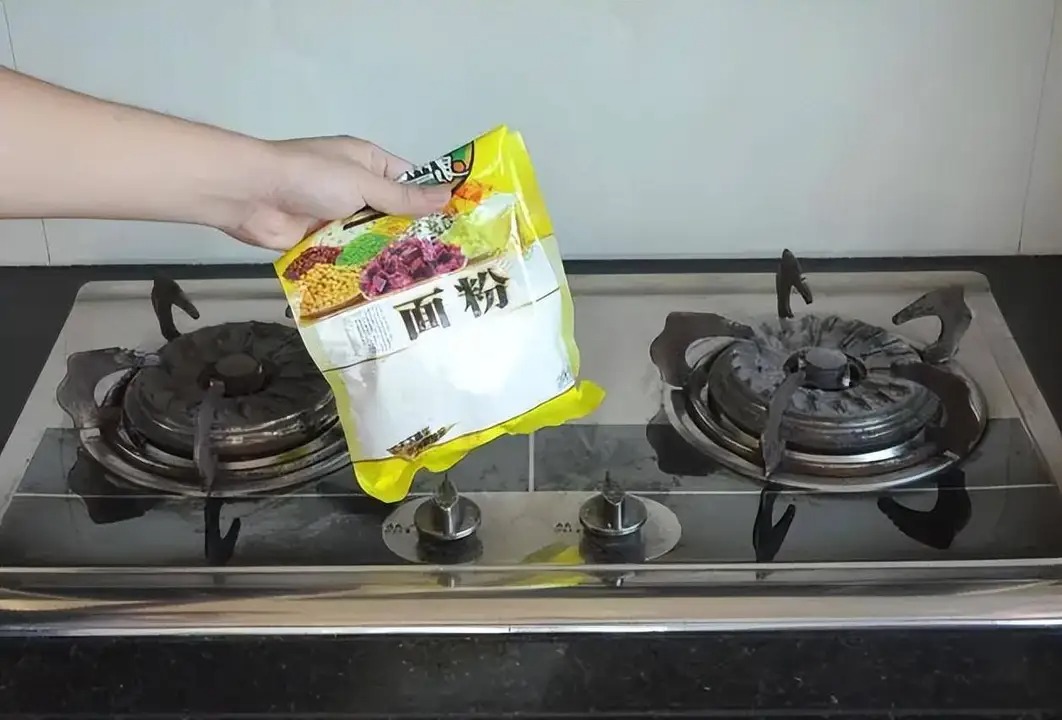 Cảnh báo: 6 lỗi sai chí mạng trong bếp dễ GÂY CHÁY NỔ- Ảnh 1.