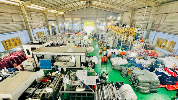 Từ bỏ thu nhập 60 triệu đồng cô gái khởi khiệp bằng túi vải không dệt- Ảnh 3. Từ bỏ thu nhập 60 triệu đồng cô gái khởi khiệp bằng túi vải không dệt- Ảnh 3.