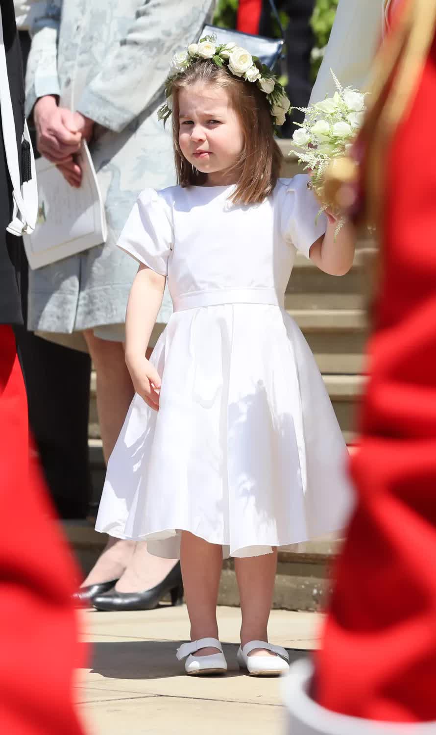 Meghan Markle và Kate Middleton: Cả hai đều khóc nức nở vì một chiếc váy?- Ảnh 4.