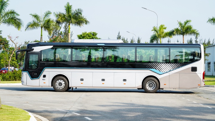 Tập đoàn Việt có 7 nhà máy xe vừa xuất khẩu lô xe cao cấp đến công xưởng ô tô số 1 Đông Nam Á- Ảnh 2.