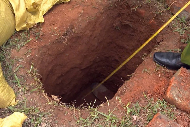 Chuyện ít ai biết về vua Lê Túc Tông: Vị vua tài đức nhưng đoản mệnh và vụ trộm lăng mộ gây rúng động- Ảnh 4. Chuyện ít ai biết về vua Lê Túc Tông: Vị vua tài đức nhưng đoản mệnh và vụ trộm lăng mộ gây rúng động- Ảnh 4.