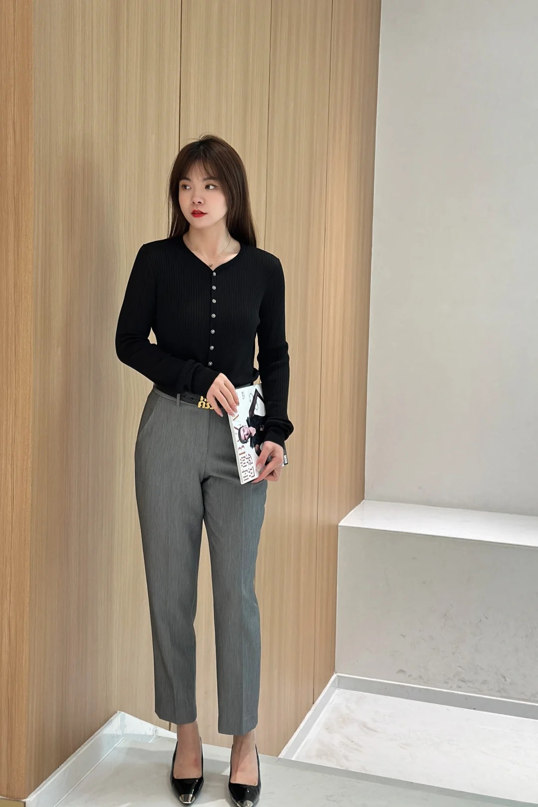 Chiếc quần "gây bão" đầu hè: Cách mặc đẹp quá đơn giản, phù hợp cả tuổi trung niên!- Ảnh 7.