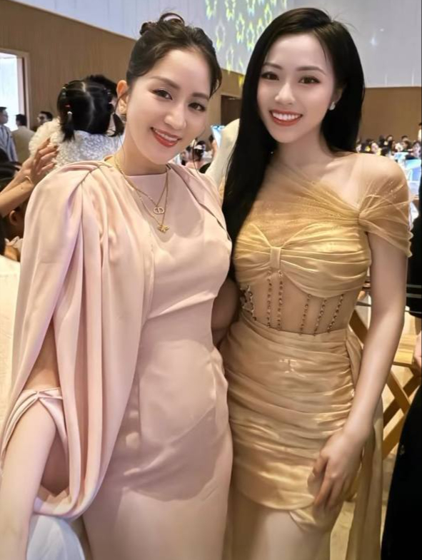 Khánh Thi khoe visual "nét căng" lộ diện sau status "địa ngục hôn nhân" gây xôn xao- Ảnh 2. Khánh Thi khoe visual "nét căng" lộ diện sau status "địa ngục hôn nhân" gây xôn xao- Ảnh 2.