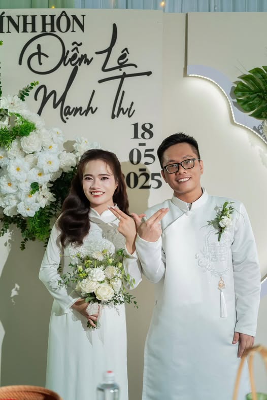 Cô gái chia sẻ "cái kết" sau hơn nửa thập kỷ làm fangirl của GAM Esports
- Ảnh 1. Cô gái chia sẻ "cái kết" sau hơn nửa thập kỷ làm fangirl của GAM Esports
- Ảnh 1.