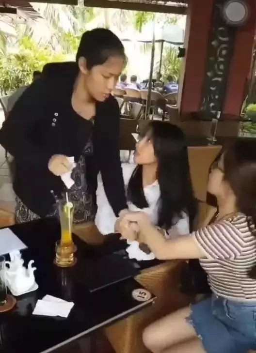 Trước khi bị khởi tố vì lừa dối khách hàng, Thùy Tiên từng vướng kiện tụng 1,5 tỷ đồng- Ảnh 2.