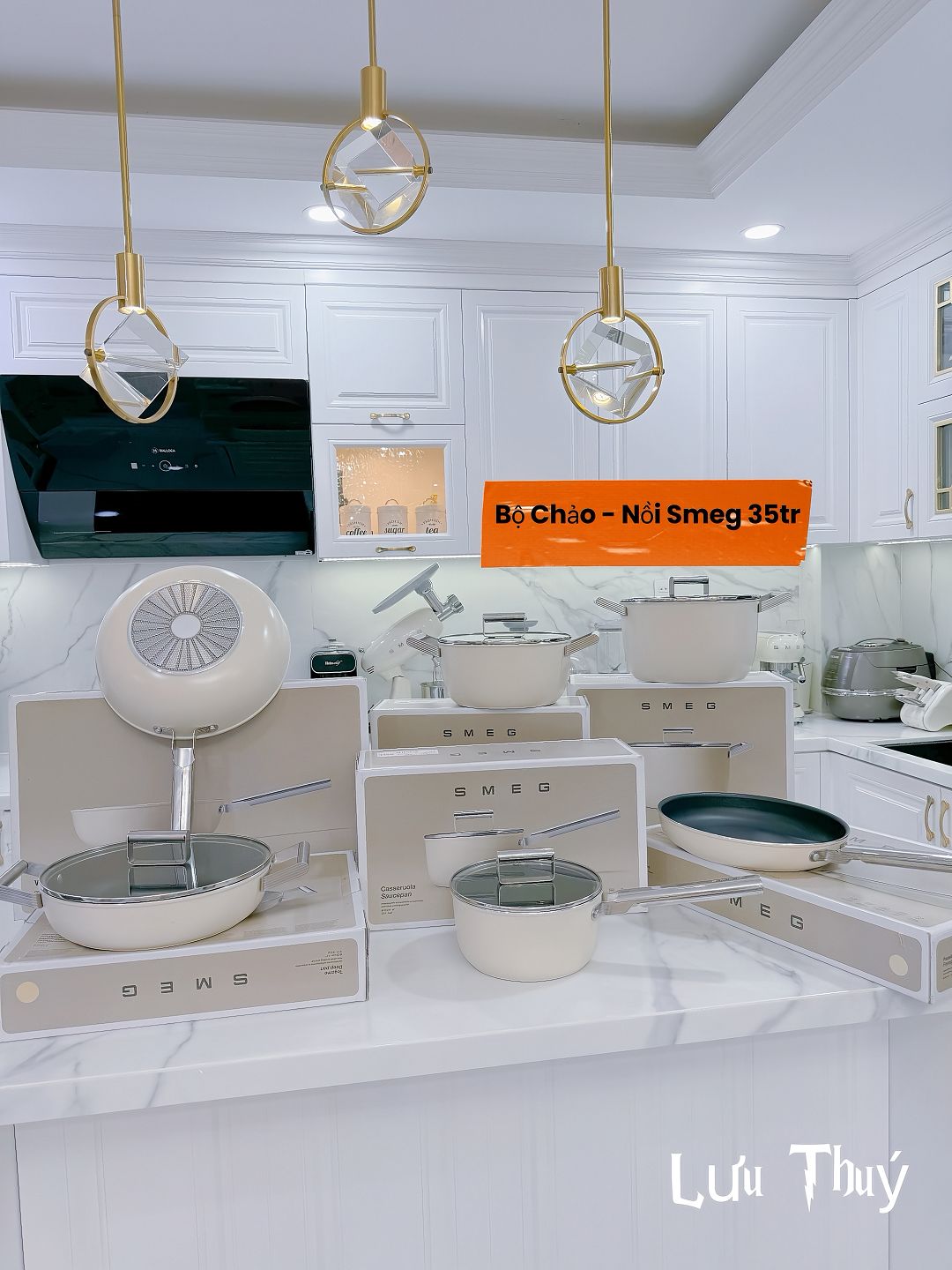 Mẹ bỉm Hà Nội khiến cư dân mạng thổn thức khi "đập hộp" dàn SMEG sang-xịn trị giá hơn 130 triệu đồng- Ảnh 1. Mẹ bỉm Hà Nội khiến cư dân mạng thổn thức khi "đập hộp" dàn SMEG sang-xịn trị giá hơn 130 triệu đồng- Ảnh 1.