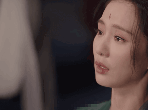 Mỹ nhân U40 vẫn liều mạng đóng thiếu nữ 18 tuổi, netizen mỉa mai "giống thiếu phụ đã qua 3 lần đò"- Ảnh 4.