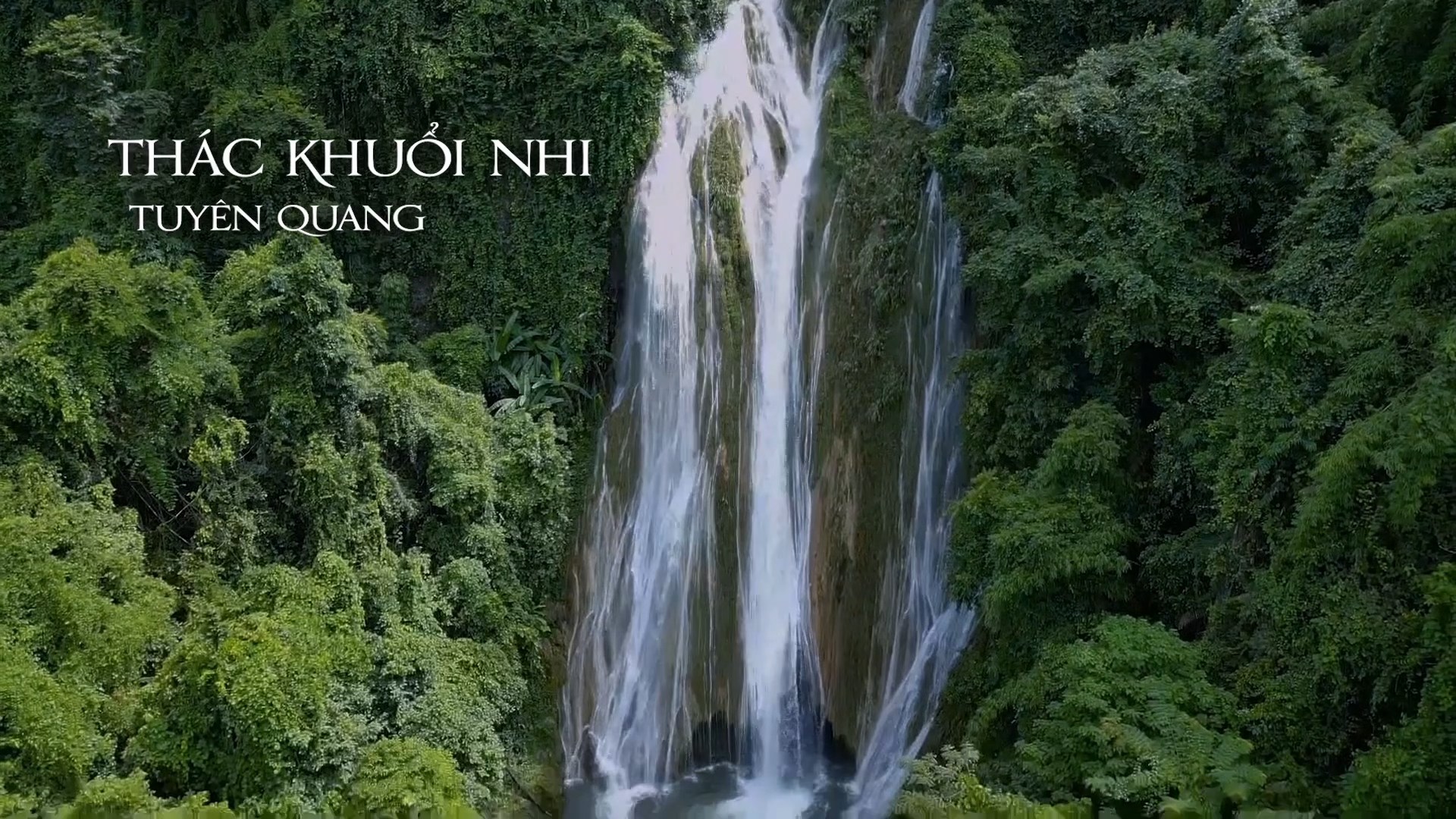 Khám phá Tuyên Quang, Cao Bằng cùng "Thám tử Kiên": Cảnh sắc "tuyệt đối điện ảnh" giữa sương mù, núi đá và ánh hoàng hôn- Ảnh 2.