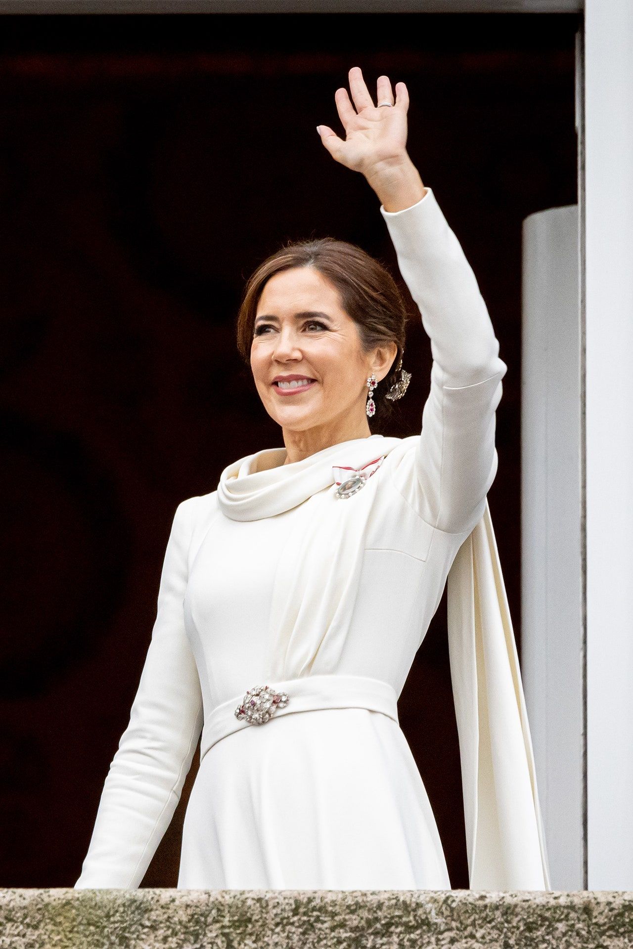 26 khoảnh khắc thời trang đáng nhớ của Vương hậu Mary, được mệnh danh là "nàng Kate của Copenhagen"- Ảnh 7.