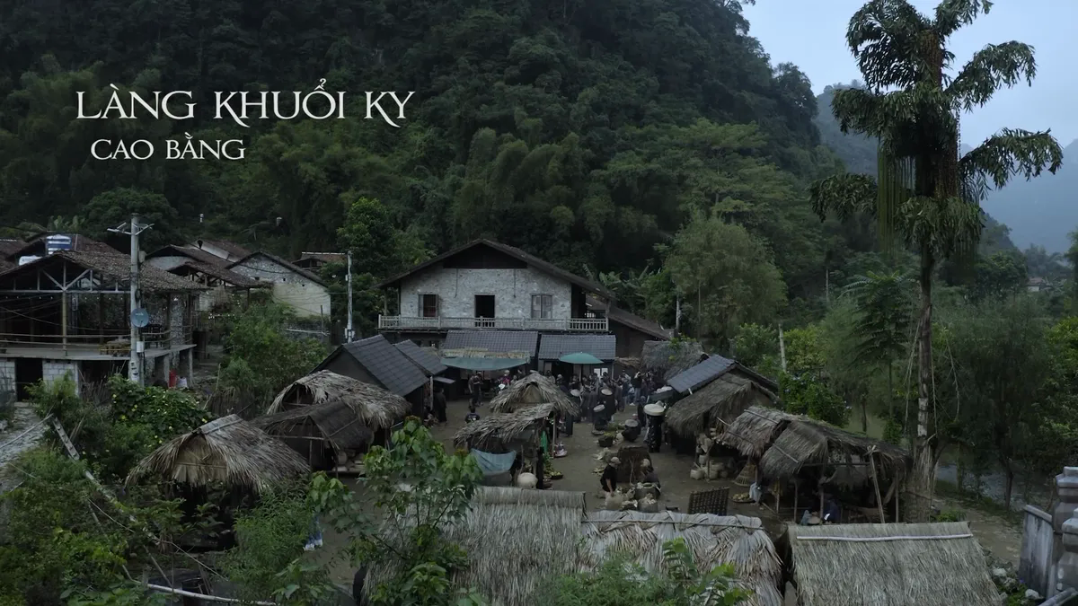 Khám phá Tuyên Quang, Cao Bằng cùng "Thám tử Kiên": Cảnh sắc "tuyệt đối điện ảnh" giữa sương mù, núi đá và ánh hoàng hôn- Ảnh 7.