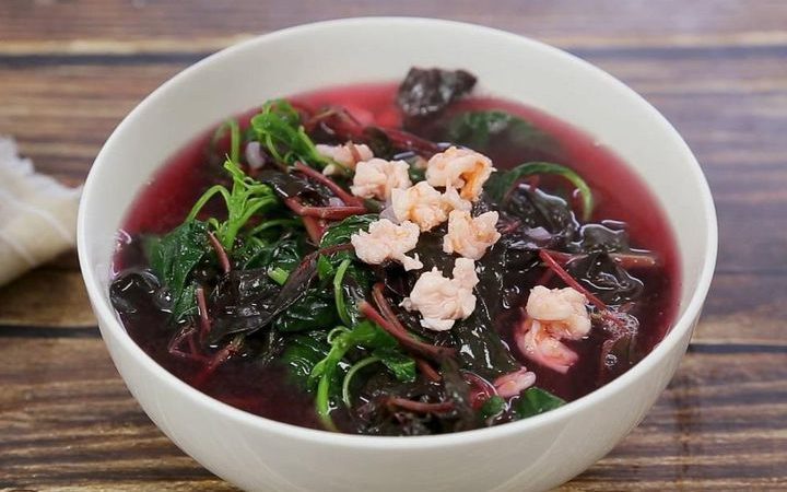 Loại rau luộc lên có nước "đỏ như máu" nhưng lại giúp đẹp da, diệt ung thư và viêm nhiễm- Ảnh 3.