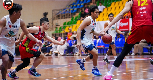 VBA STAR X và MSB mang âm nhạc hòa cùng bóng rổ- Ảnh 1. VBA STAR X và MSB mang âm nhạc hòa cùng bóng rổ- Ảnh 1.