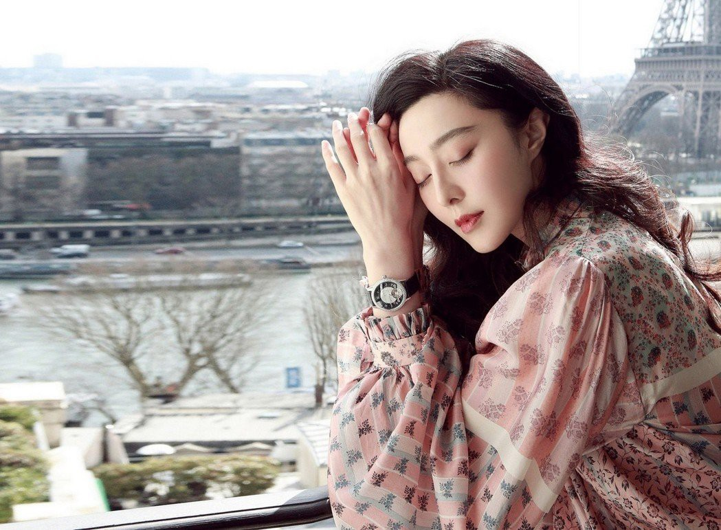 Các brand xa xỉ làm gì khi Đại sứ rơi vào vòng lao lý như Thùy Tiên: 1 cái tên vẫn được ưu ái?- Ảnh 10. Các brand xa xỉ làm gì khi Đại sứ rơi vào vòng lao lý như Thùy Tiên: 1 cái tên vẫn được ưu ái?- Ảnh 10.