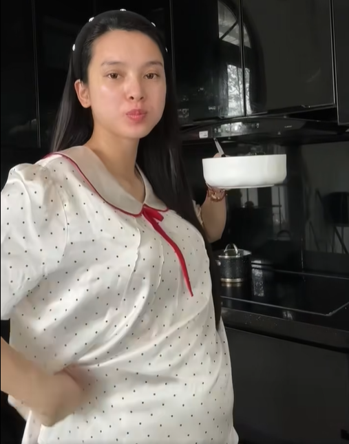 Quỳnh Lương "bầu nhàn", xinh đẹp hơn, không tăng cân quá nhiều là nhờ một thứ- Ảnh 4. Quỳnh Lương "bầu nhàn", xinh đẹp hơn, không tăng cân quá nhiều là nhờ một thứ- Ảnh 4.
