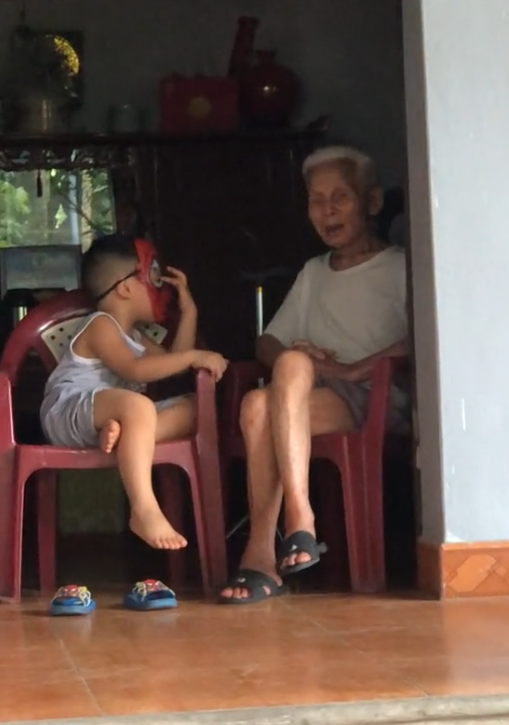 Đến hẹn lại lên, dân tình lại được dịp giải trí với những pha tấu hài cực mạnh khi "nghỉ hưu gặp nghỉ hè"- Ảnh 5. Đến hẹn lại lên, dân tình lại được dịp giải trí với những pha tấu hài cực mạnh khi "nghỉ hưu gặp nghỉ hè"- Ảnh 5.