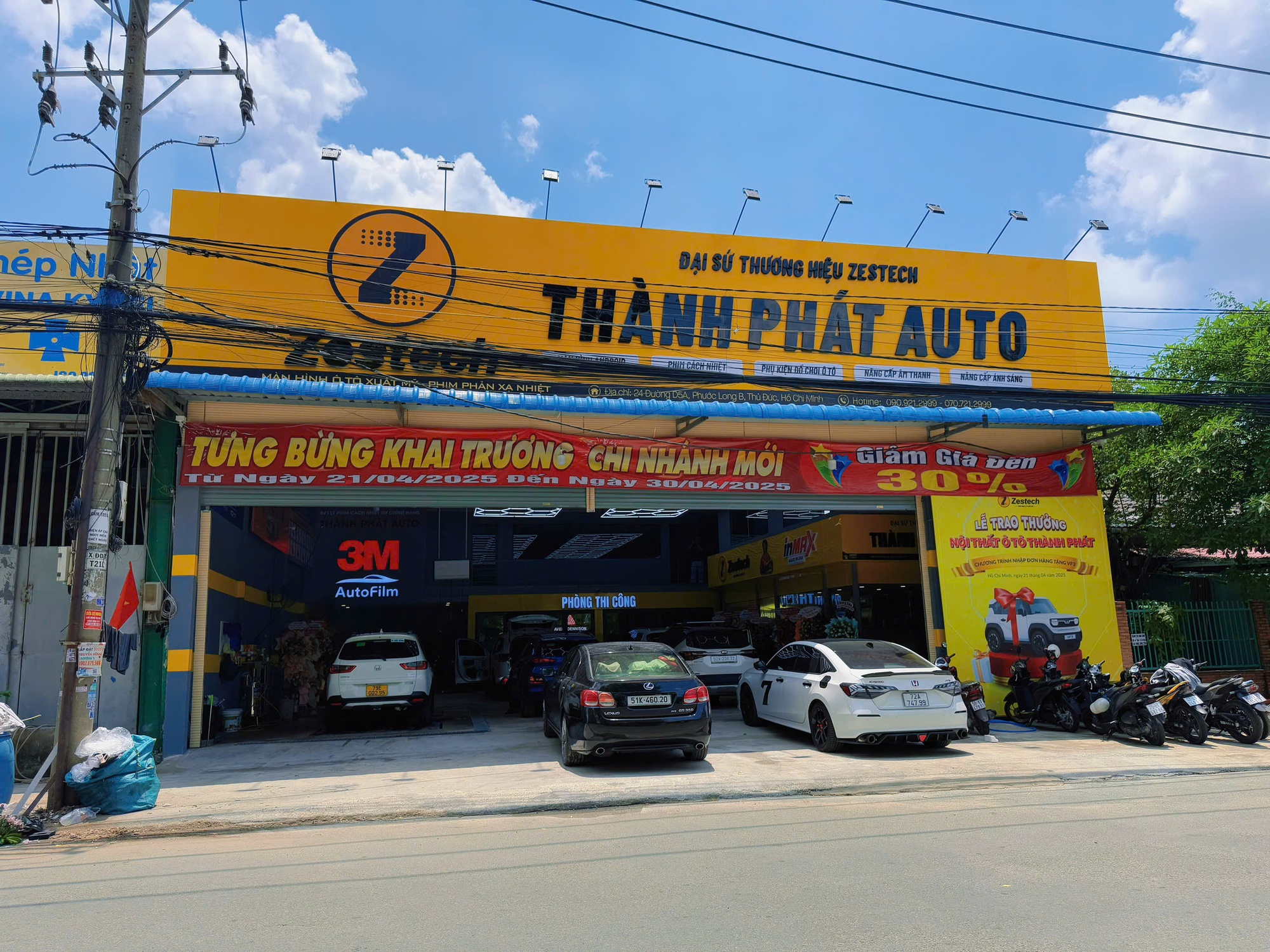 Thành Phát Auto – Địa điểm dán phim cách nhiệt ô tô tại TP.HCM- Ảnh 5. Thành Phát Auto – Địa điểm dán phim cách nhiệt ô tô tại TP.HCM- Ảnh 5.