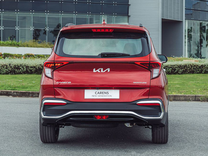 Ở Việt Nam có xe 7 chỗ giá dưới 600 triệu đang giảm giá, có option ghế cơ trưởng, có cả máy dầu tiết kiệm- Ảnh 3.
