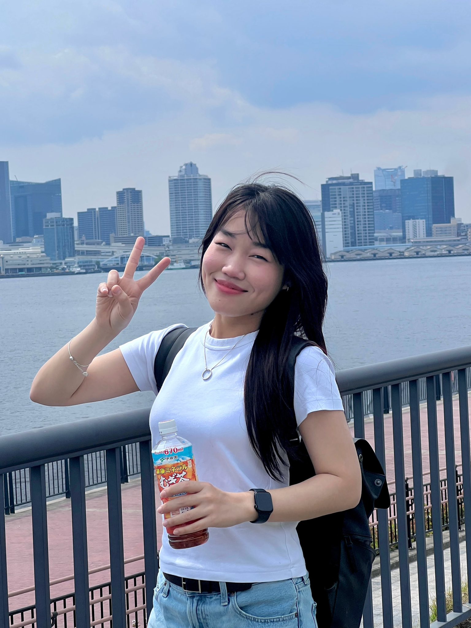 Từng nổi tiếng bằng... "lông cánh" và sự "ố dề", TikToker Lê Thụy giờ ở đâu, làm gì mà được khen lột xác thành công?- Ảnh 7.